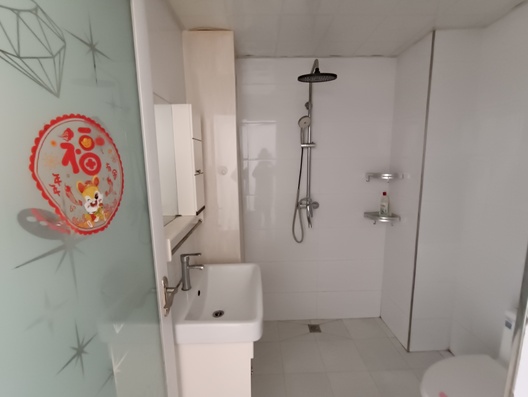 翡翠滨江2室2厅1卫第6张缩略图