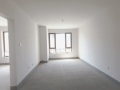 高铁新干线2室2厅77m²65万