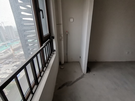 鸿坤理想尔湾3室2厅1卫第8张缩略图