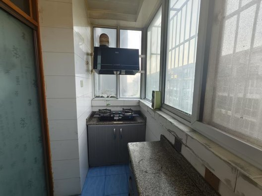 联合六号院3室2厅2卫第6张缩略图