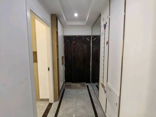 翡翠滨江3室2厅1卫第12张缩略图