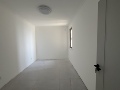 高铁新干线3室2厅91m²1300(元/月)