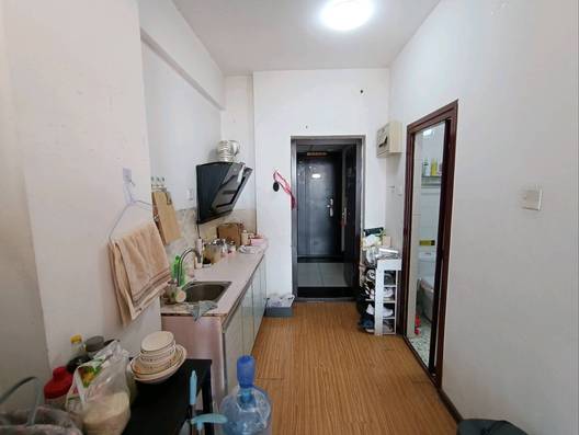 金街公寓1室1厅1卫第3张缩略图