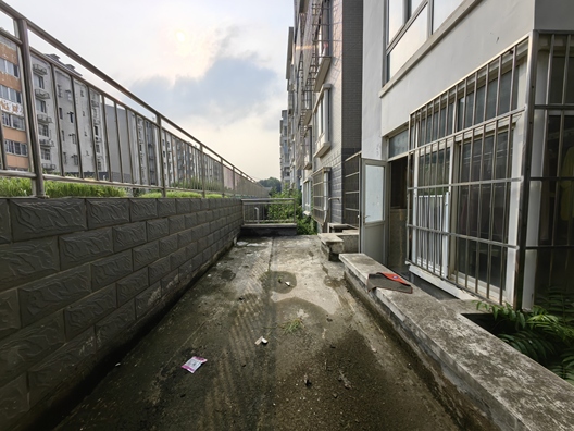 蓝天美林湾3室2厅1卫第11张缩略图