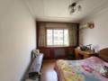 新星小区4室2厅174m²110万